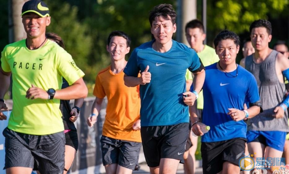 杨森健身运动照 杨森高清写真_杨森高清剧照