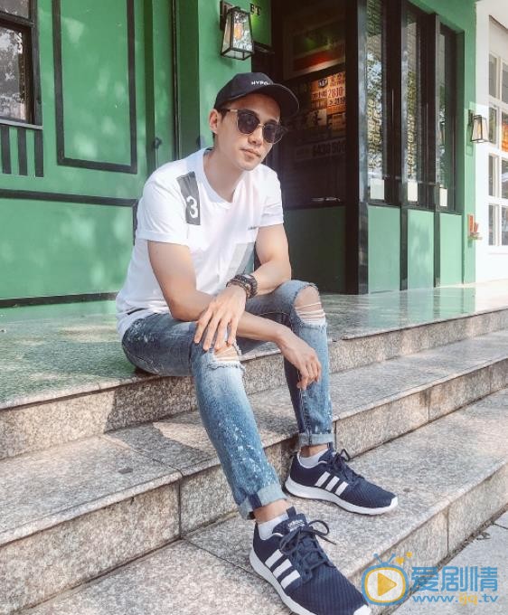李唯枫街拍写真 李唯枫高清写真_李唯枫高清剧照