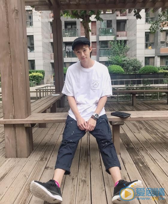 李唯枫小亭写真 李唯枫高清写真_李唯枫高清剧照