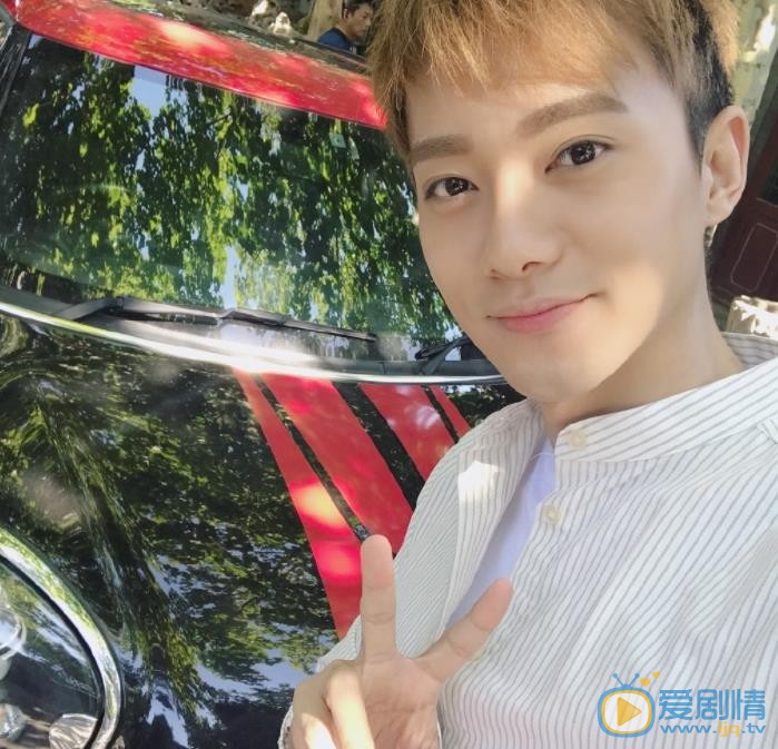 李唯枫自拍照 李唯枫高清写真_李唯枫高清剧照