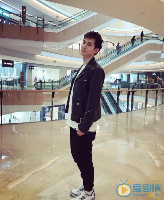 李唯枫生活写真 李唯枫高清写真_李唯枫高清剧照