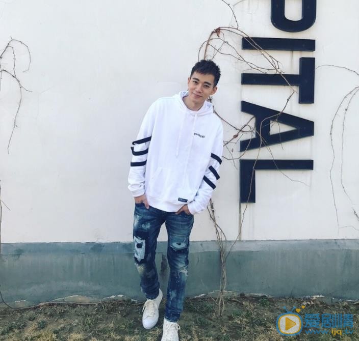 李唯枫现场照 李唯枫高清写真_李唯枫高清剧照
