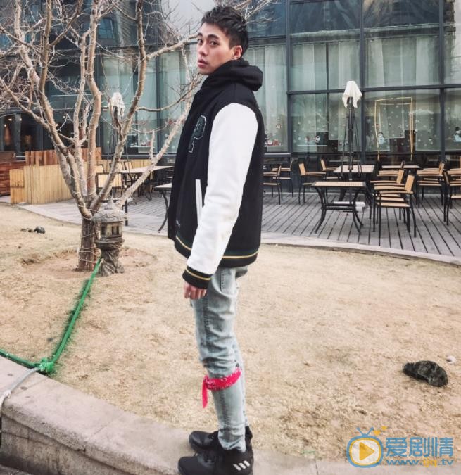 李唯枫街拍写真 李唯枫高清写真_李唯枫高清剧照