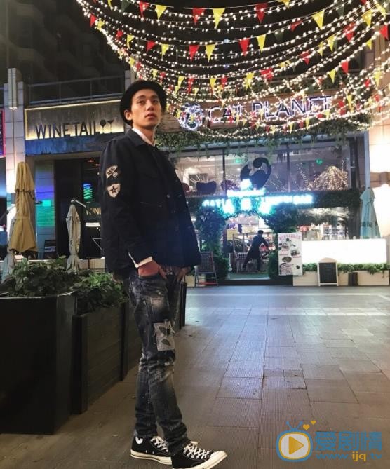 李唯枫街拍写真 李唯枫高清写真_李唯枫高清剧照
