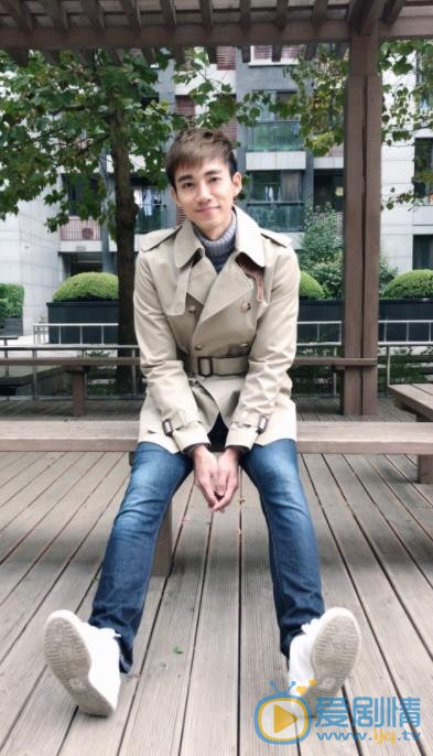 李唯枫小亭写真 李唯枫高清写真_李唯枫高清剧照