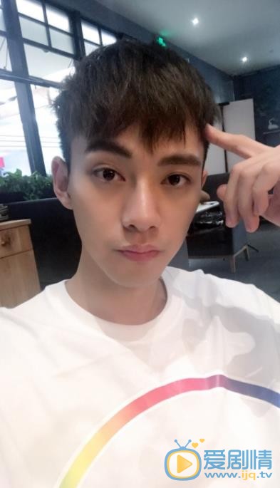 李唯枫自拍照 李唯枫高清写真_李唯枫高清剧照