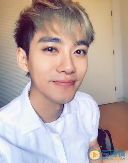 李唯枫自拍照 李唯枫高清写真_李唯枫高清剧照