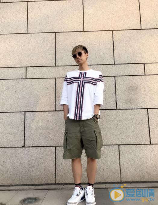 李唯枫街拍写真 李唯枫高清写真_李唯枫高清剧照