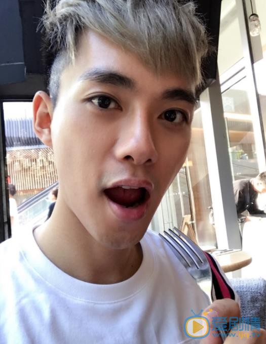 李唯枫自拍照 李唯枫高清写真_李唯枫高清剧照