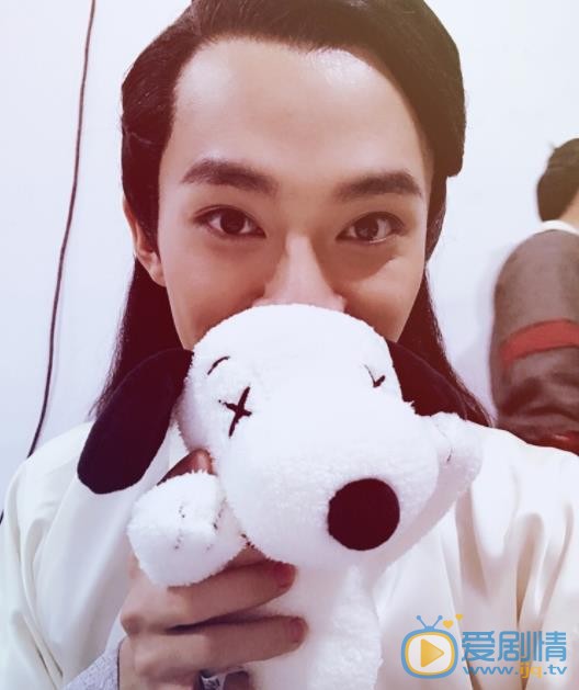 李唯枫自拍照 李唯枫高清写真_李唯枫高清剧照