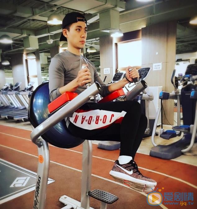 李唯枫生活写真 李唯枫高清写真_李唯枫高清剧照