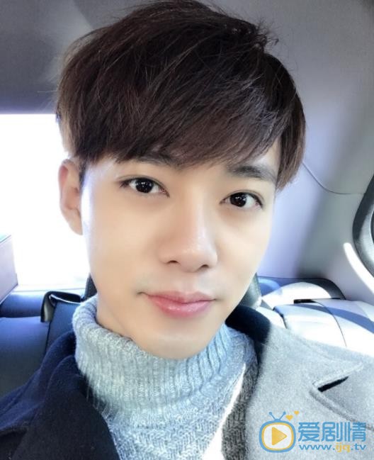 李唯枫自拍照 李唯枫高清写真_李唯枫高清剧照