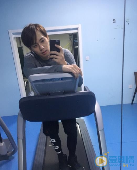 李唯枫自拍照 李唯枫高清写真_李唯枫高清剧照