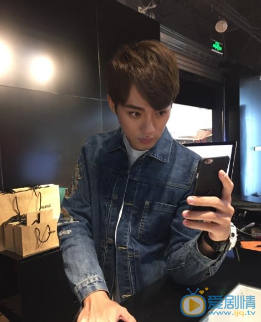 李唯枫生活写真 李唯枫高清写真_李唯枫高清剧照