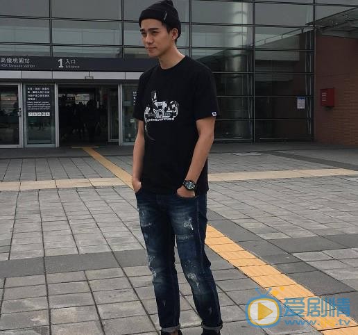 李唯枫街拍写真 李唯枫高清写真_李唯枫高清剧照