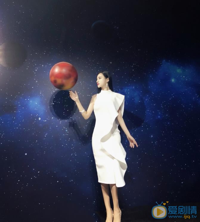 吴春怡车模写真 吴春怡高清写真_吴春怡高清剧照