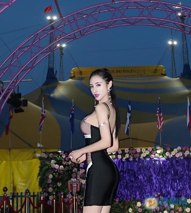 吴春怡车模写真 吴春怡高清写真_吴春怡高清剧照