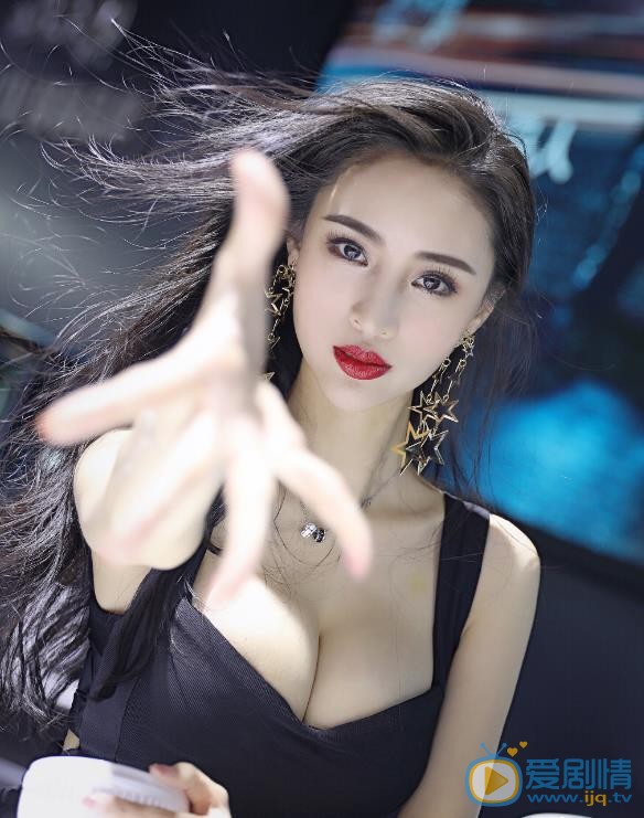 吴春怡时尚写真 吴春怡高清写真_吴春怡高清剧照