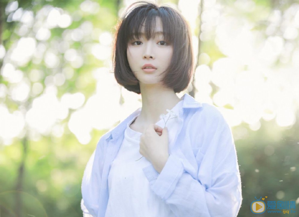 花钰杰户外写真 花钰杰高清写真_花钰杰高清剧照
