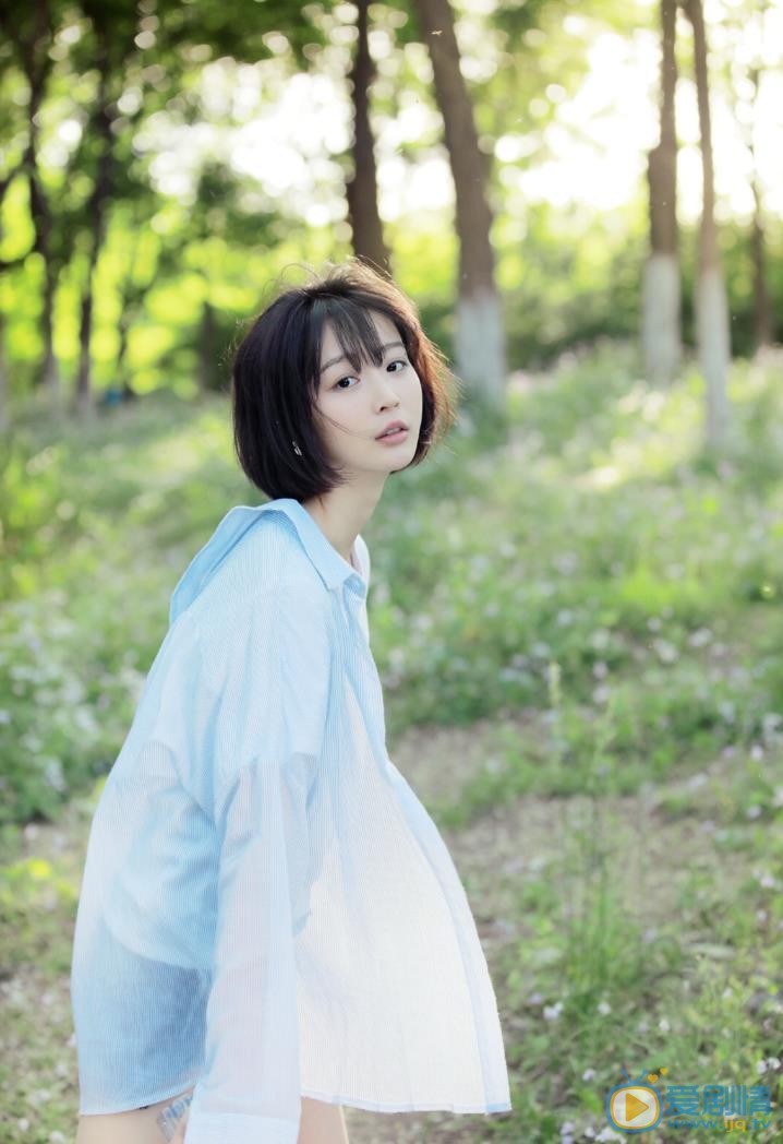 花钰杰户外写真 花钰杰高清写真_花钰杰高清剧照