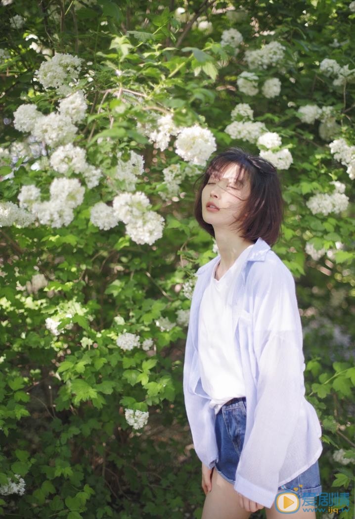 花钰杰户外写真 花钰杰高清写真_花钰杰高清剧照
