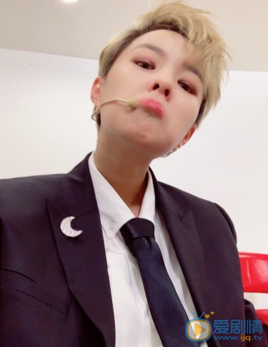 杨芸晴自拍照 杨芸晴高清写真_杨芸晴高清剧照