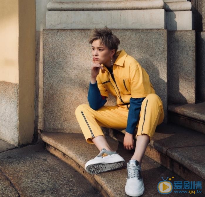 杨芸晴街拍写真 杨芸晴高清写真_杨芸晴高清剧照