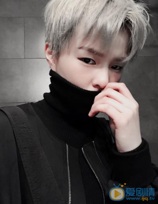杨芸晴自拍照 杨芸晴高清写真_杨芸晴高清剧照