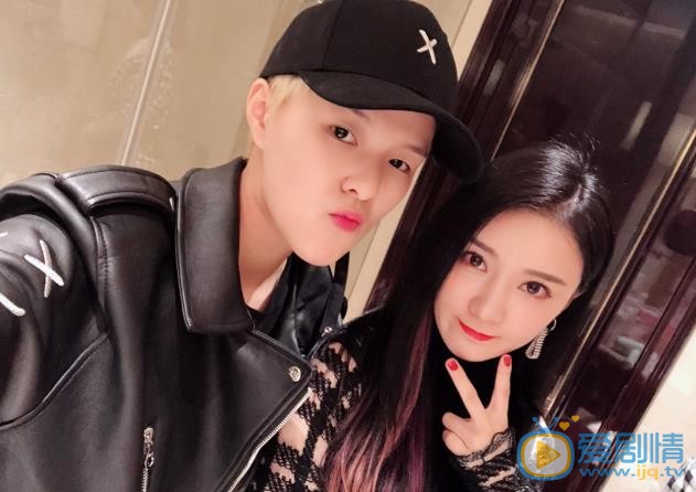 杨芸晴与他人合照 杨芸晴高清写真_杨芸晴高清剧照
