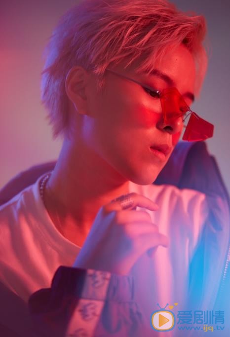 杨芸晴自拍照 杨芸晴高清写真_杨芸晴高清剧照