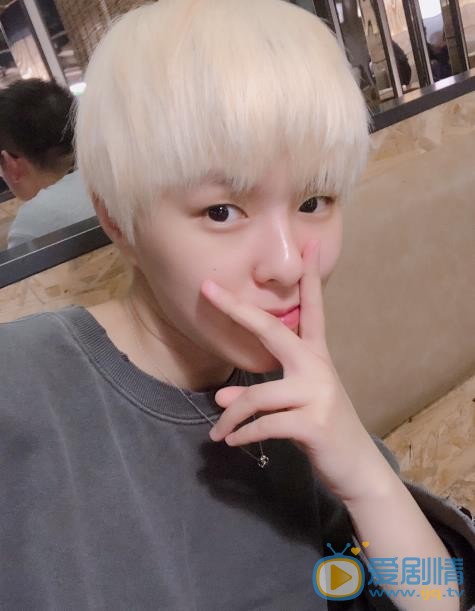 杨芸晴自拍照 杨芸晴高清写真_杨芸晴高清剧照