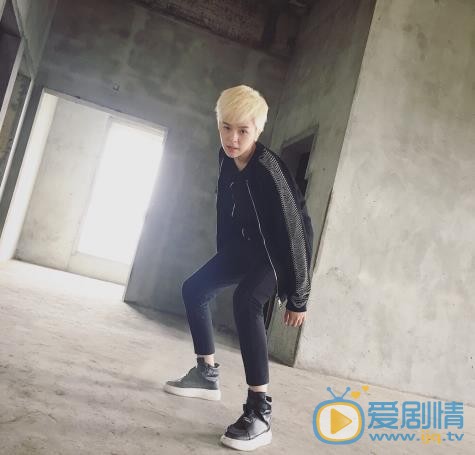 杨芸晴时尚写真 杨芸晴高清写真_杨芸晴高清剧照