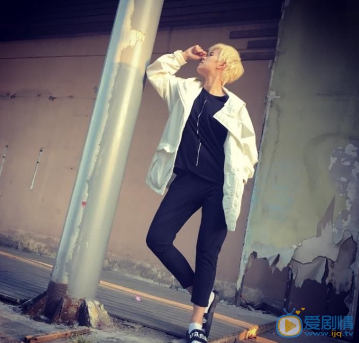 杨芸晴街拍写真 杨芸晴高清写真_杨芸晴高清剧照