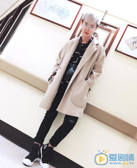 杨芸晴时尚写真 杨芸晴高清写真_杨芸晴高清剧照
