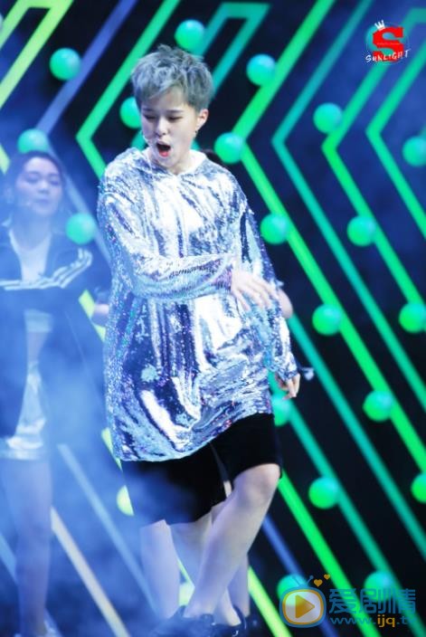 杨芸晴舞台照 杨芸晴高清写真_杨芸晴高清剧照