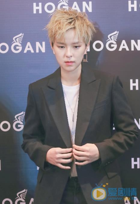 杨芸晴活动照 杨芸晴高清写真_杨芸晴高清剧照