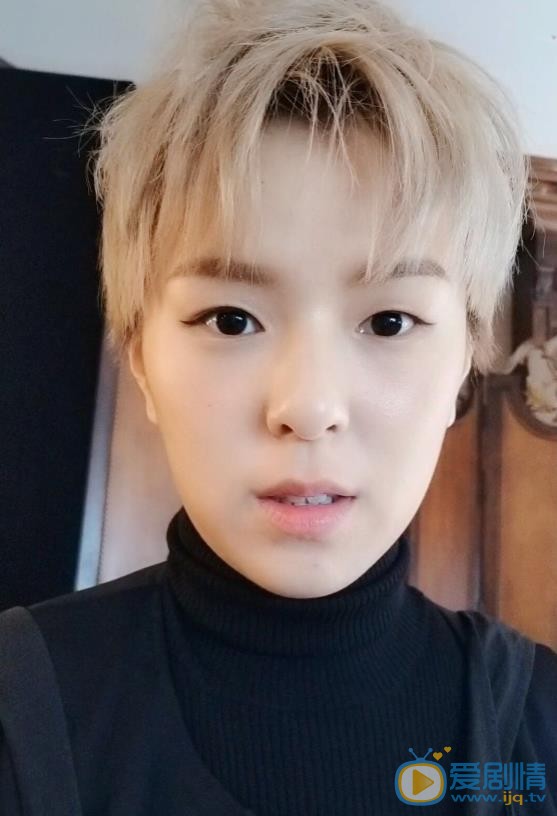 杨芸晴自拍照 杨芸晴高清写真_杨芸晴高清剧照