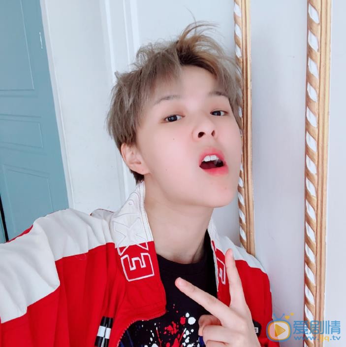 杨芸晴自拍照 杨芸晴高清写真_杨芸晴高清剧照