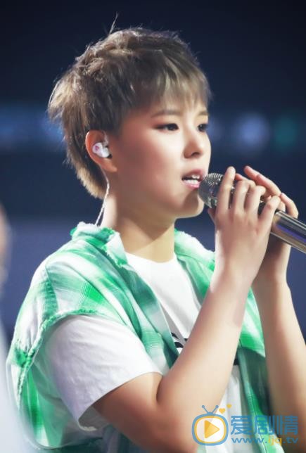 杨芸晴活动照 杨芸晴高清写真_杨芸晴高清剧照