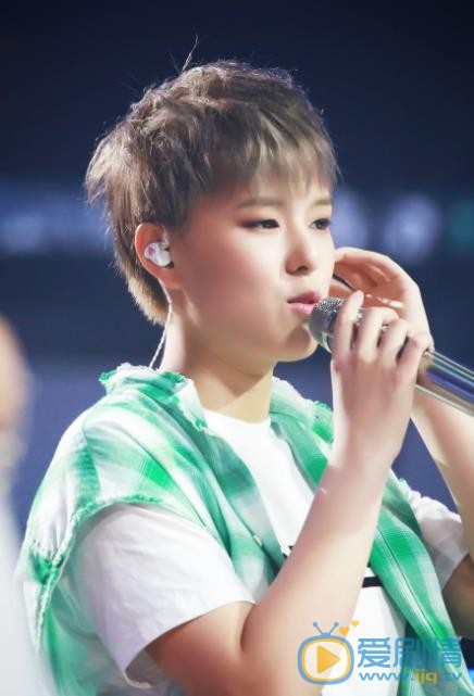 杨芸晴活动照 杨芸晴高清写真_杨芸晴高清剧照