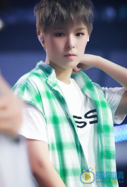 杨芸晴活动照 杨芸晴高清写真_杨芸晴高清剧照