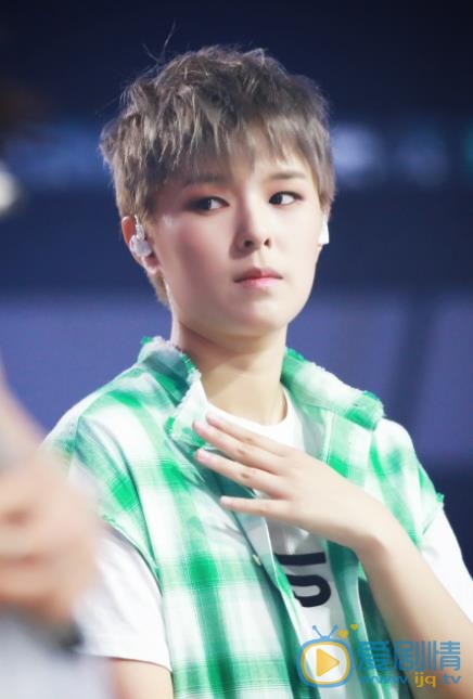 杨芸晴活动照 杨芸晴高清写真_杨芸晴高清剧照