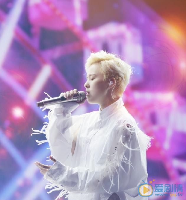 杨芸晴舞台照 杨芸晴高清写真_杨芸晴高清剧照