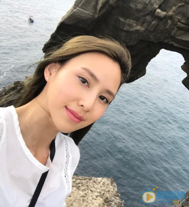 房思瑜自拍照 房思瑜高清写真_房思瑜高清剧照