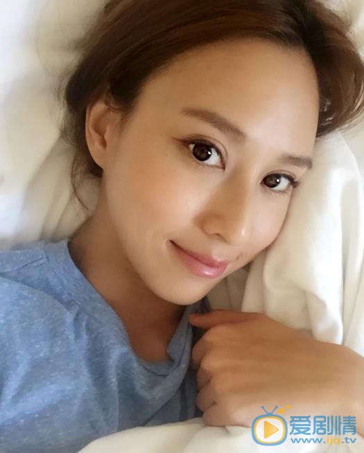 房思瑜自拍照 房思瑜高清写真_房思瑜高清剧照