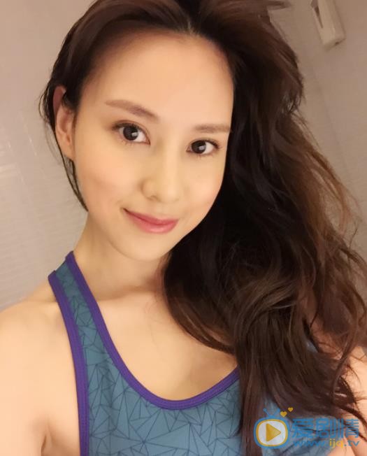 房思瑜自拍照 房思瑜高清写真_房思瑜高清剧照