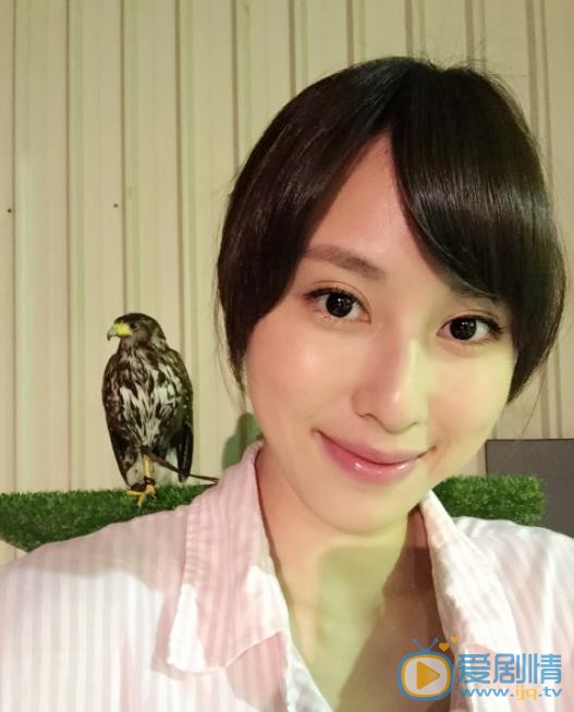 房思瑜自拍照 房思瑜高清写真_房思瑜高清剧照