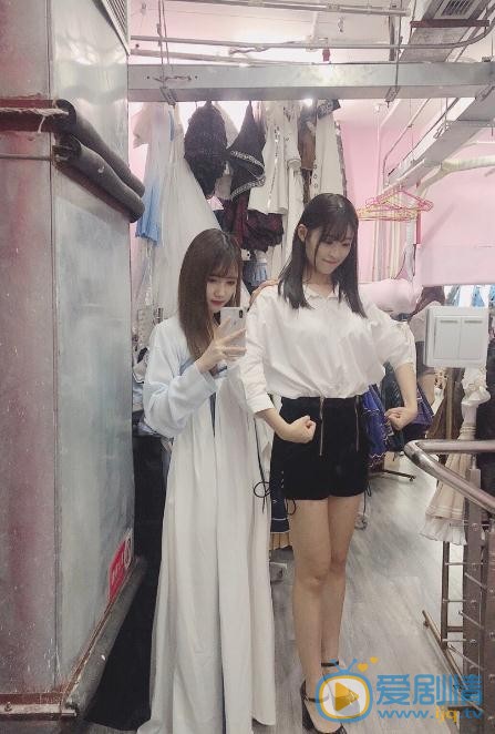 宋昕冉与人合照 宋昕冉高清写真_宋昕冉高清剧照