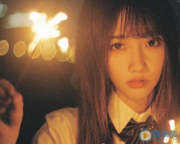 宋昕冉烟花写真 宋昕冉高清写真_宋昕冉高清剧照