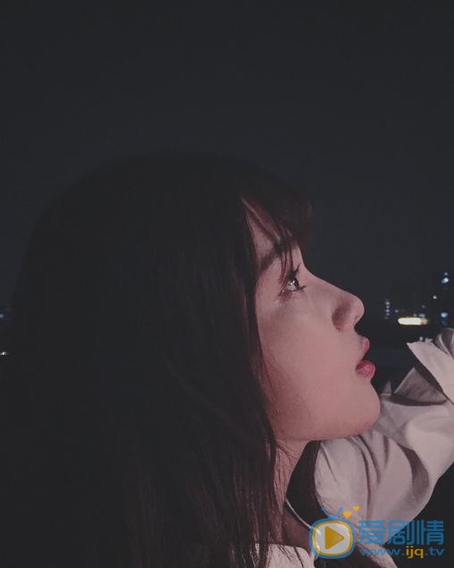 宋昕冉烟花写真 宋昕冉高清写真_宋昕冉高清剧照